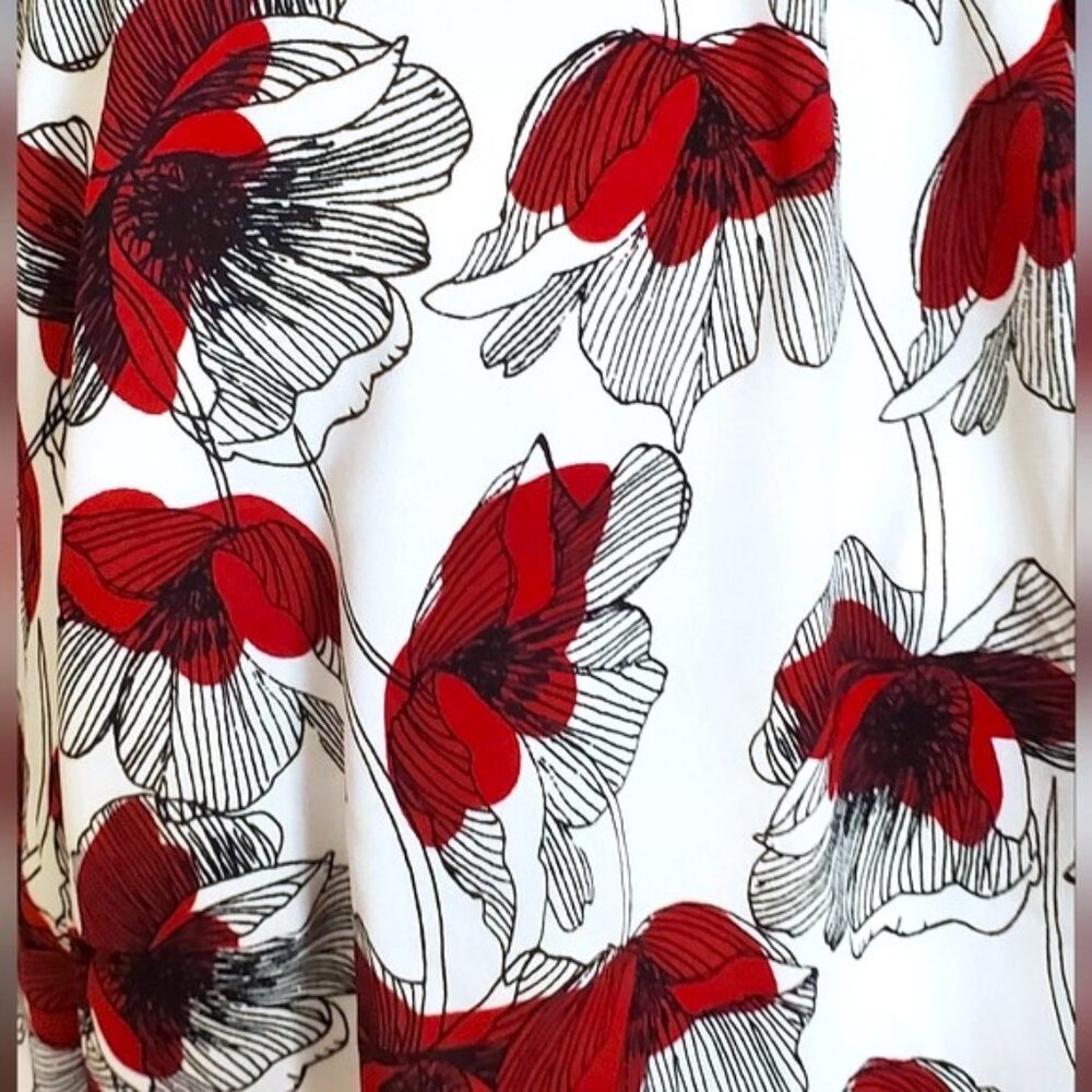 Alfani Wrap Front Floral Blouse NWT 24W - Picture 4 of 10